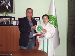 Aysel İlmihal Çelik Madalya Kazandı